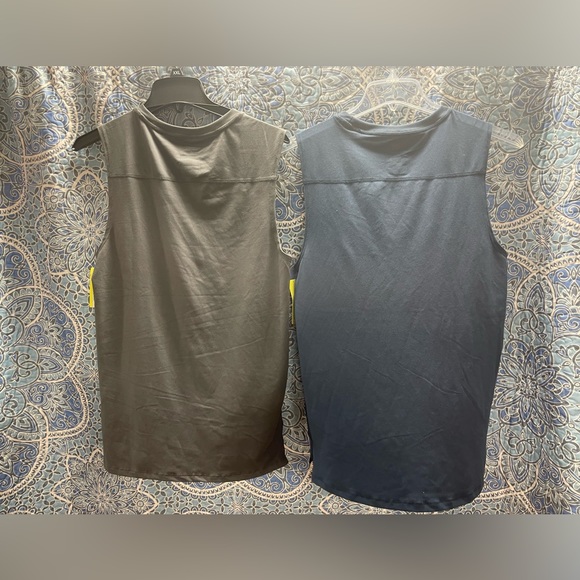 Tank top bundle - Picture 3 of 12